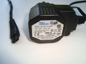 Power Adapter TDC Power DE-0.9-03DW 3V 0.9VA (втора употреба)
